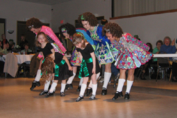 dancers bow